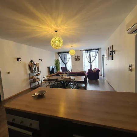 6 Personnes Proche Station De Appartement Champeix