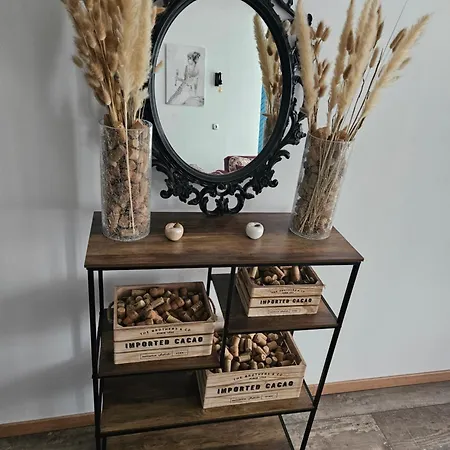 6 Personnes Proche Station De アパート *